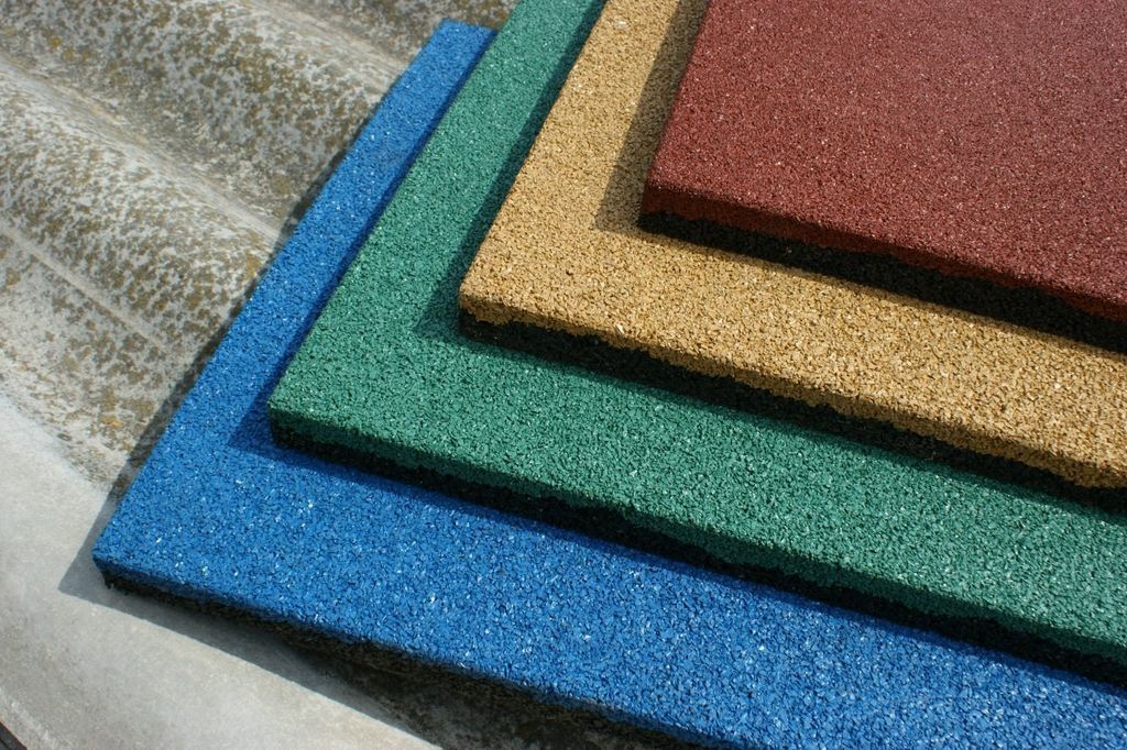 Продажа резиновой тротуарной плитки в Санкт-Петербурге